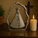 Adorno de Mesa Nossa Senhora Aparecida em Metal e Vidro - Proteção no Lar®